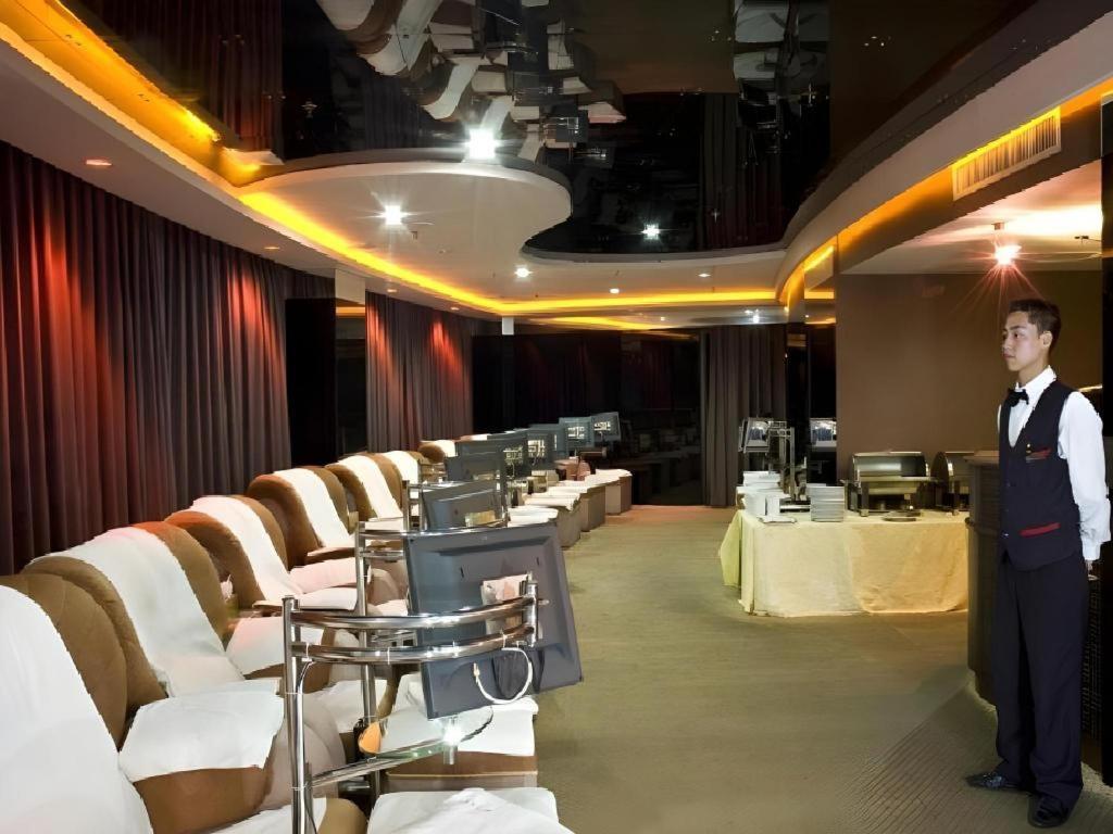 Galaxy Hotel Guangzhou Exteriör bild