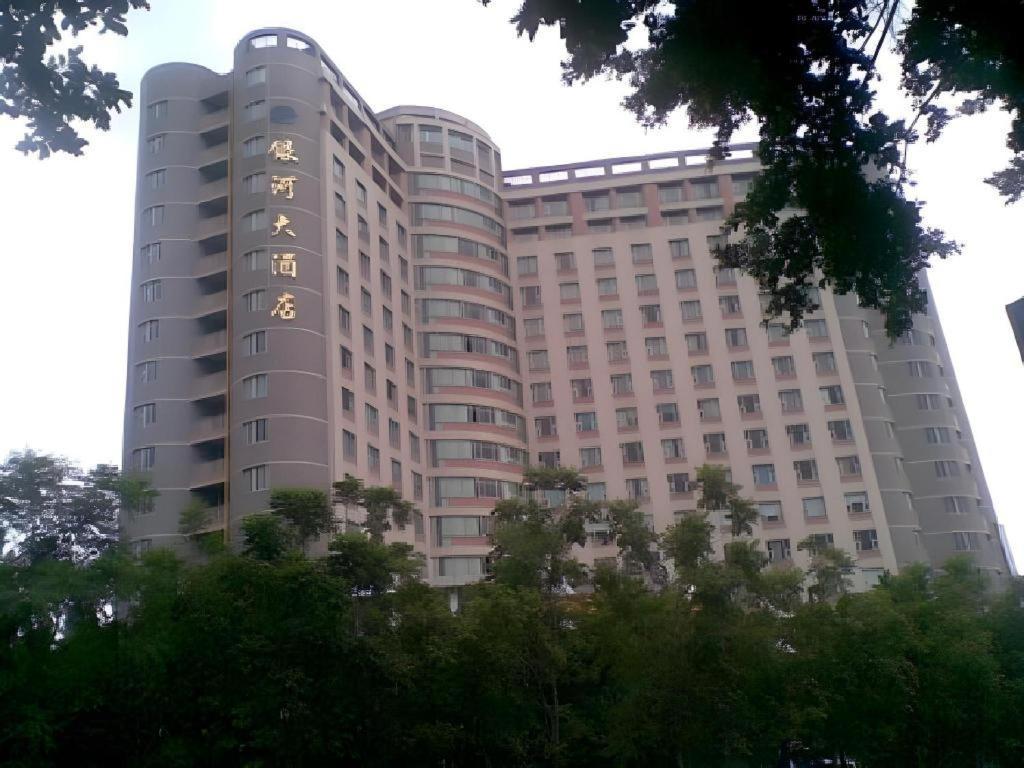 Galaxy Hotel Guangzhou Exteriör bild